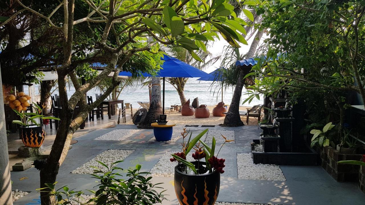 Beach Castle Unawatuna Exterior photo
